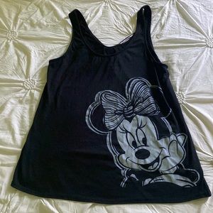 Size M black mini mouse shirt